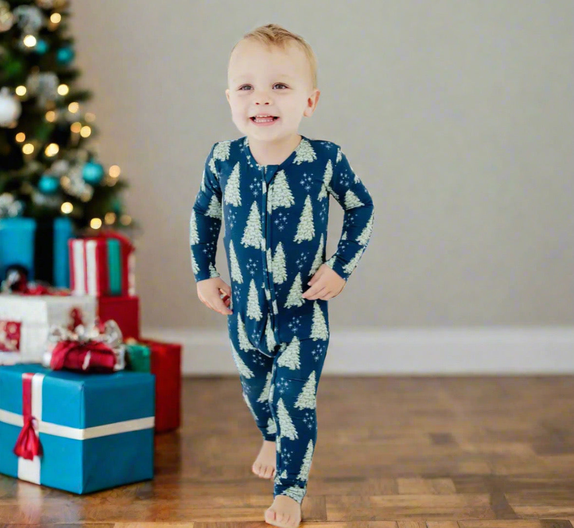 Dreamiere: ALL SPRUCED UP CONVERTIBLE FOOTIE - NAVY